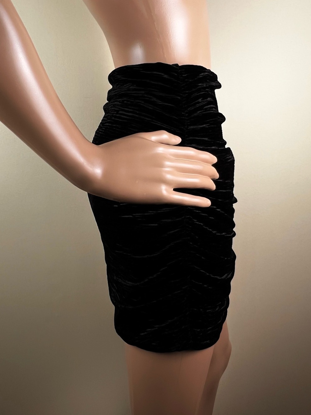 NEW NAKED WARDROBE BLACK VELVET MINI SKIRT - Picture 3 of 4